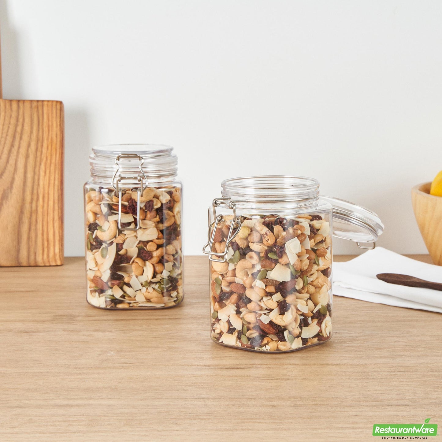 Wholesale Restaurantware Met Lux 43 Oz Square Clear Plastic Storage Jar - with Hinged Lid - 4 1/4" X 4 1/4" X 6 3/4" - 20 Count Box- Bulk