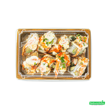 Wholesale Restaurantware Roku Rectangle Gold Plastic Take Out Sushi Tray - with Clear Lid - 6 1/2" X 4 1/4" X 1 1/2" - 100 Count Box- Bulk