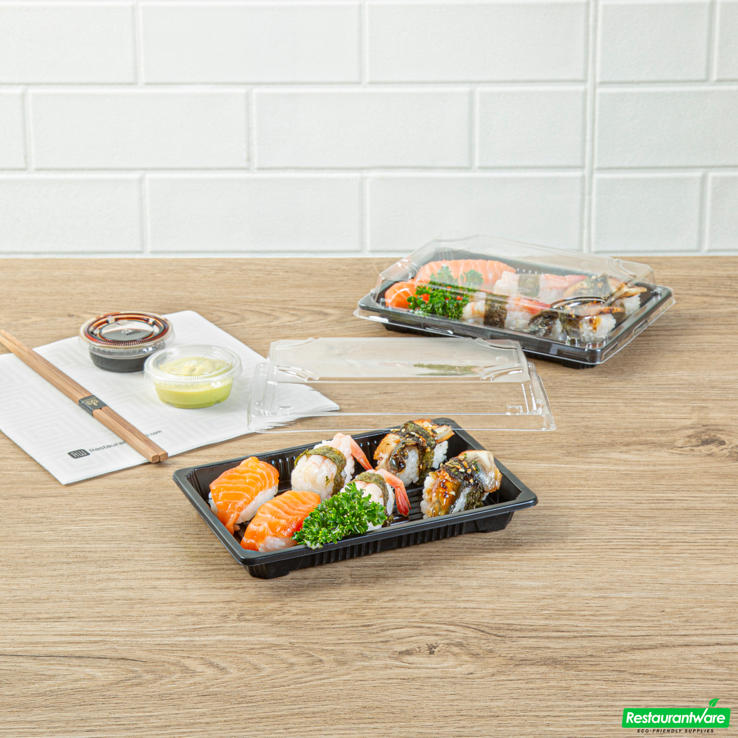 Wholesale Restaurantware Roku Rectangle Black Plastic Take Out Sushi Tray - with Clear Lid - 7" X 5" X 1 1/2" - 100 Count Box- Bulk