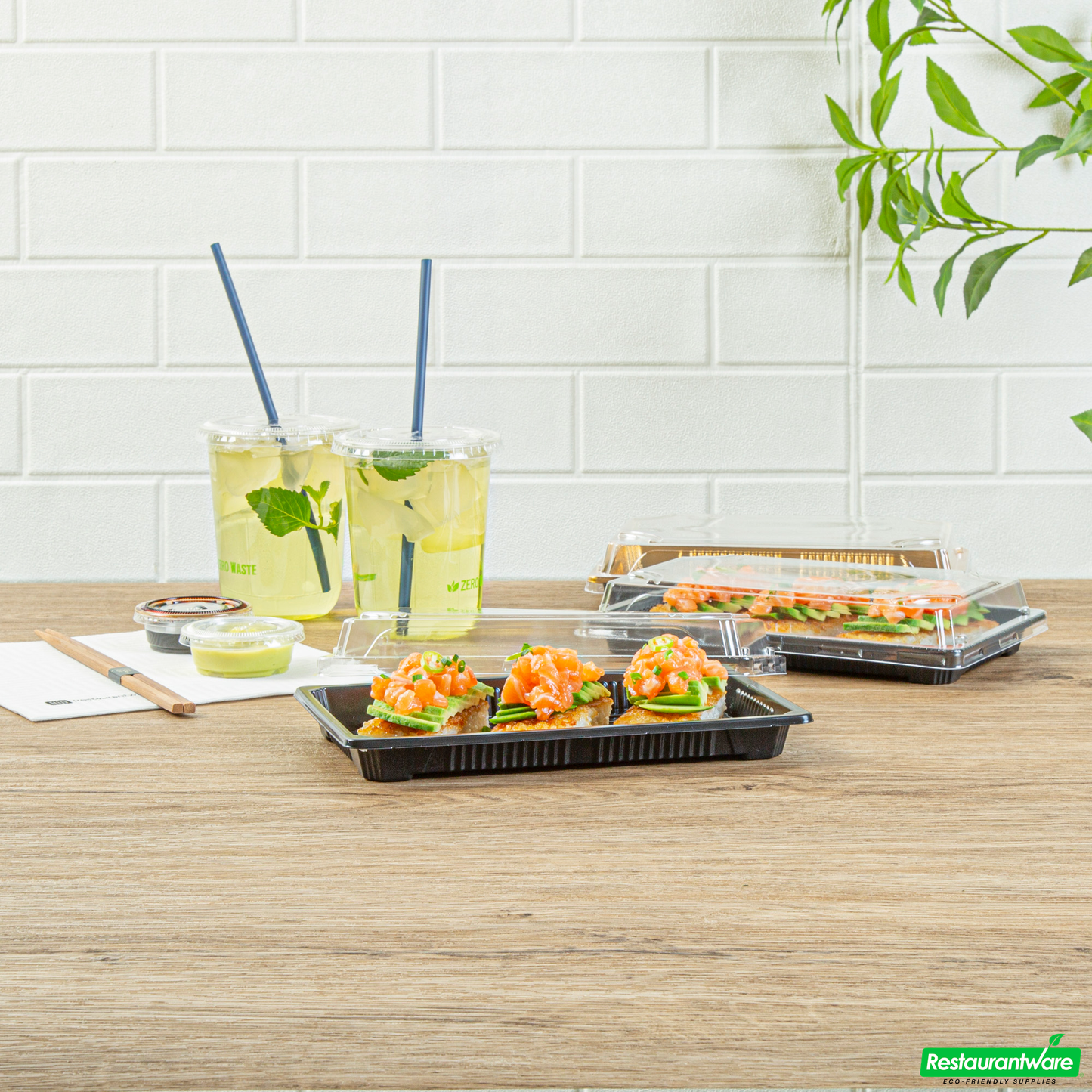 Wholesale Restaurantware Roku Rectangle Black Plastic Take Out Sushi Tray - with Clear Lid - 8 1/4" X 5 1/4" X 1 1/2" - 100 Count Box- Bulk