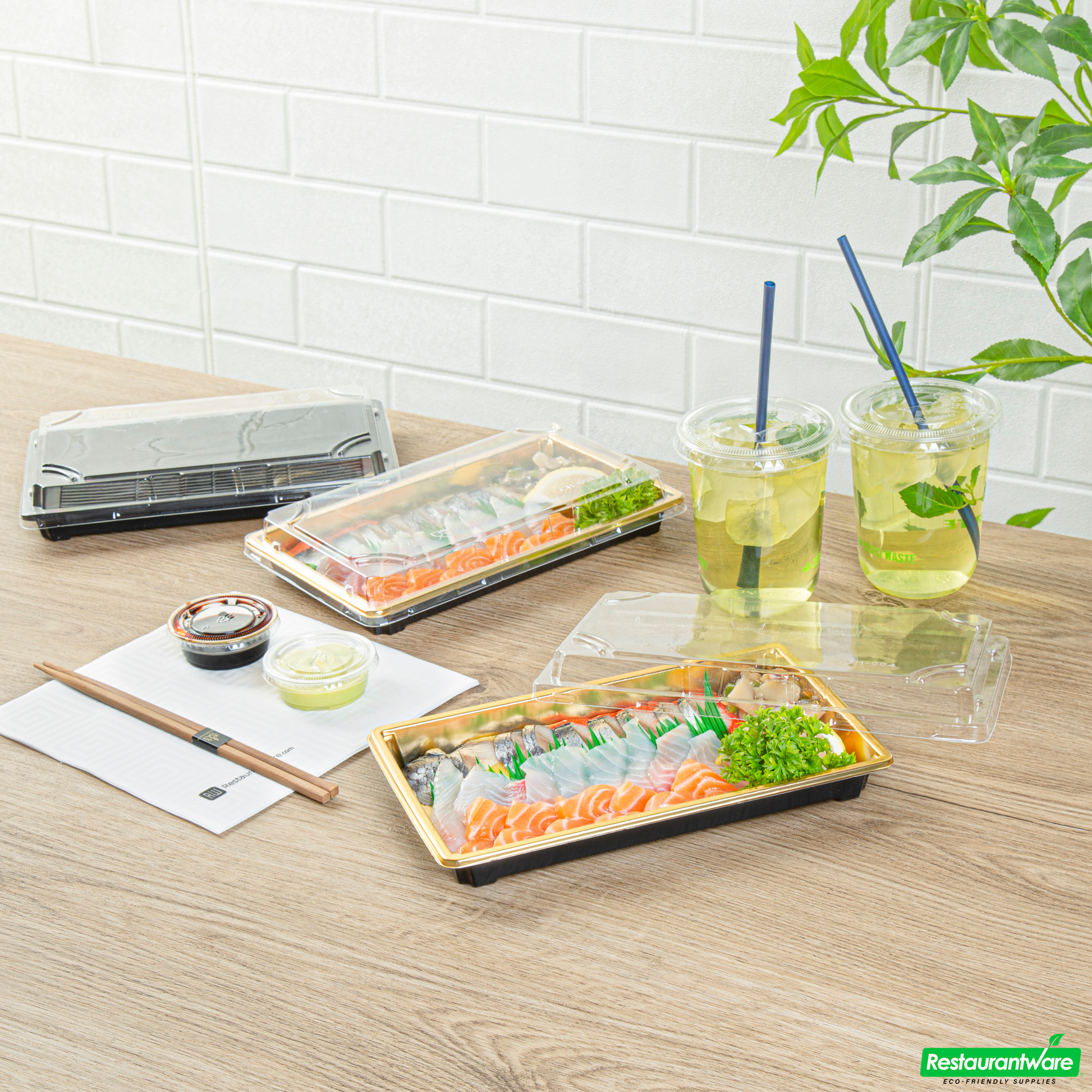 Wholesale Restaurantware Roku Rectangle Gold Plastic Take Out Sushi Tray - with Clear Lid - 9 1/4" X 6" X 1 3/4" - 100 Count Box- Bulk