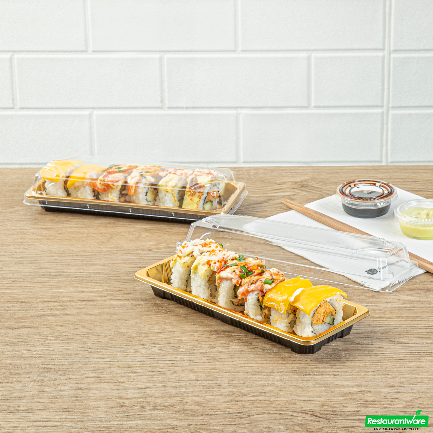 Wholesale Restaurantware Roku Rectangle Gold Plastic Take Out Sushi Tray - with Clear Lid - 8 1/2" X 3 1/4" X 1 3/4" - 100 Count Box- Bulk