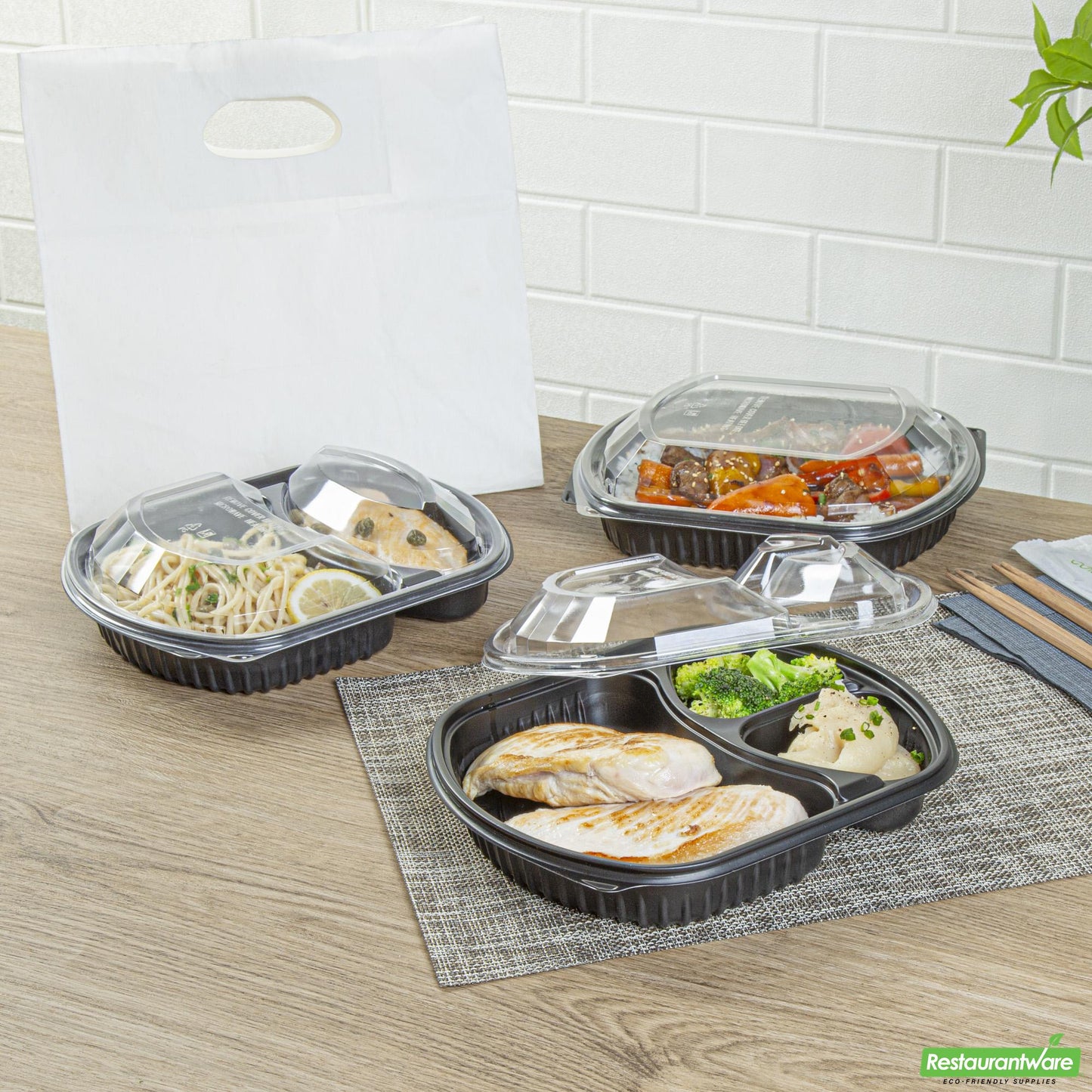 Wholesale Restaurantware 36 Oz Rectangle Black Plastic Food Container - with Clear Lid, Microwavable, 3 Compartments - 9 1/4" X 8" X 2 3/4" - 100 Count Box- Bulk