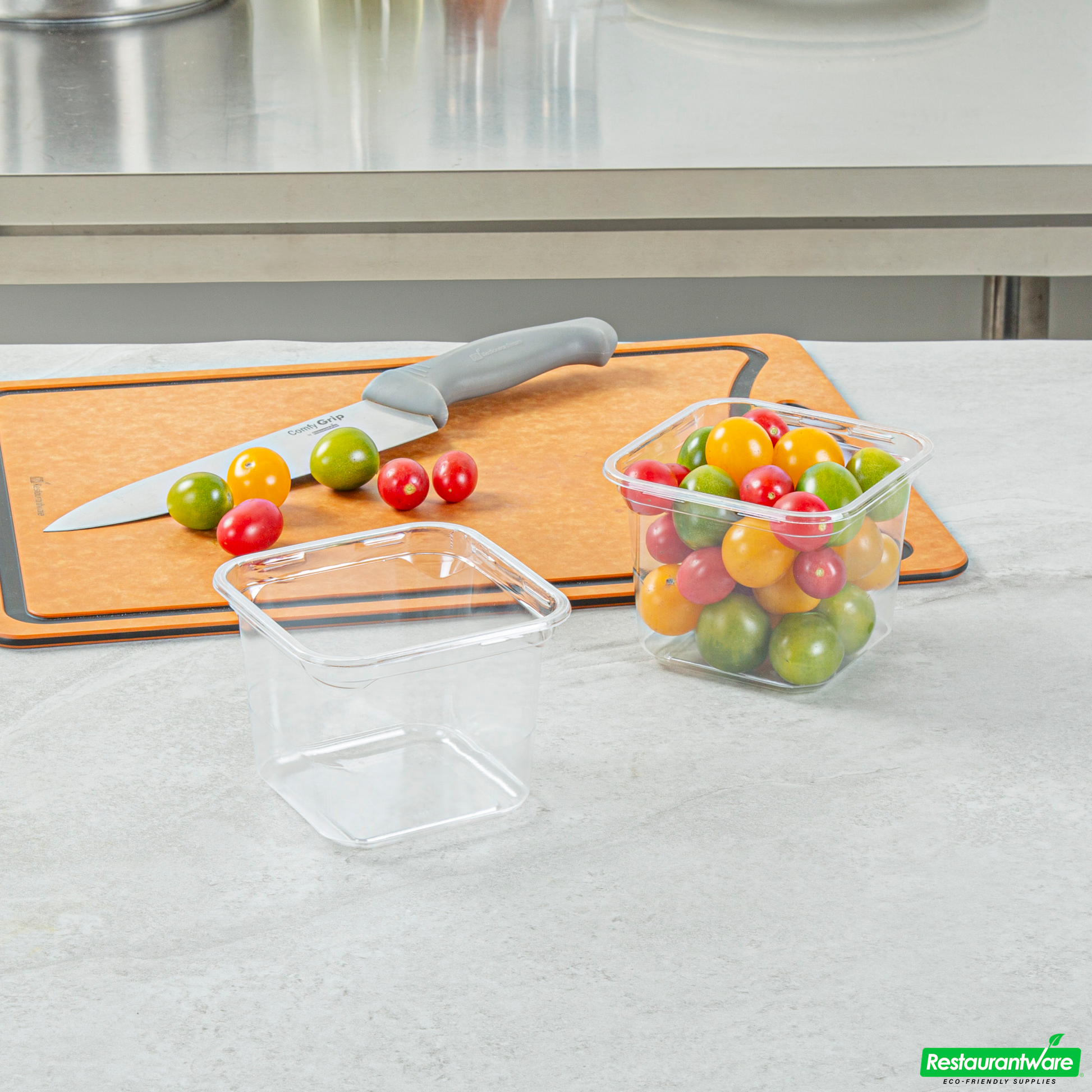 Wholesale Restaurantware Thermo Tek 20 Oz Square Clear Plastic Deli / Snack Container - 4 1/2" X 4 1/2" X 3 1/2" - 100 Count Box- Bulk