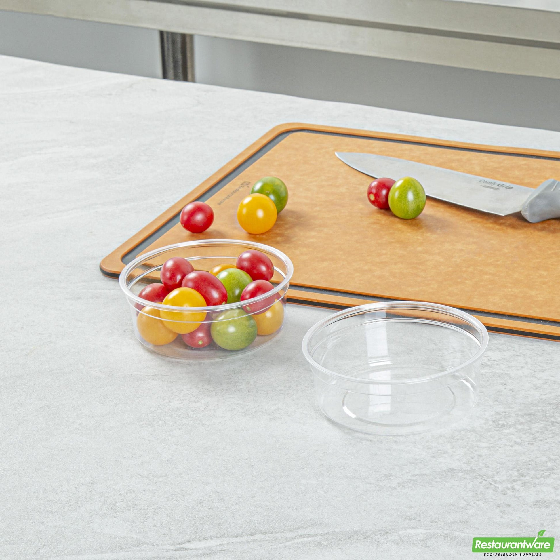 Wholesale Restaurantware Thermo Tek 8 Oz Round Clear Plastic to Go Deli Container - 4 1/2" X 4 1/2" X 1 1/2" - 100 Count Box- Bulk