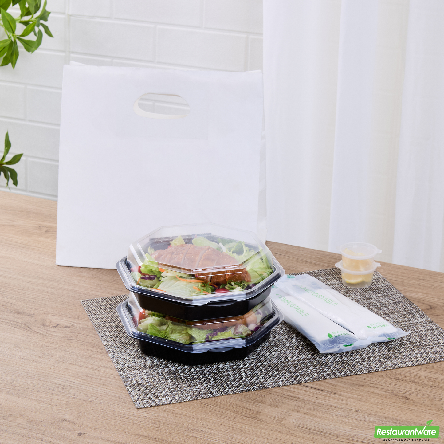 Wholesale Restaurantware Octagon Black Plastic Food Container - with Clear Lid - 7 1/2" X 7 1/2" X 2 1/4" - 100 Count Box- Bulk