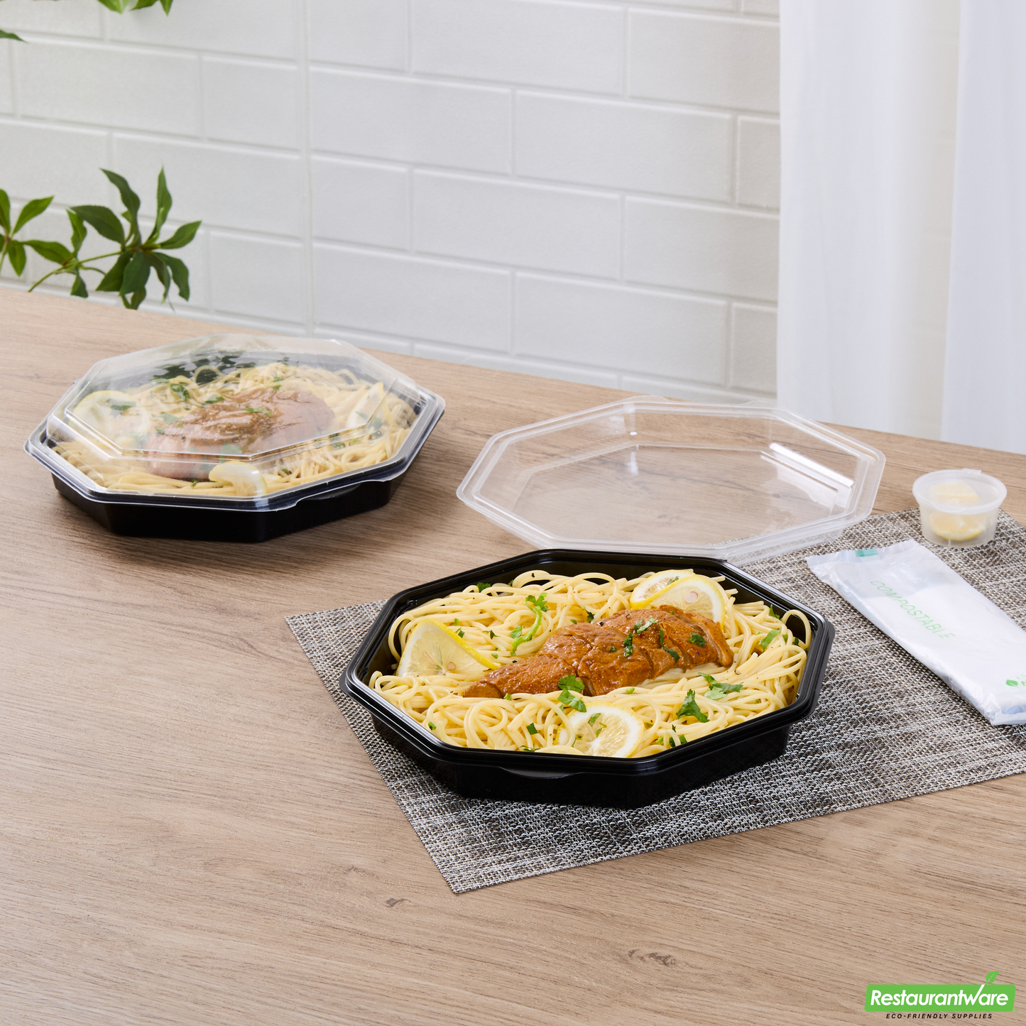 Wholesale Restaurantware Octagon Black Plastic Food Container - with Clear Lid - 9" X 9" X 2" - 100 Count Box- Bulk