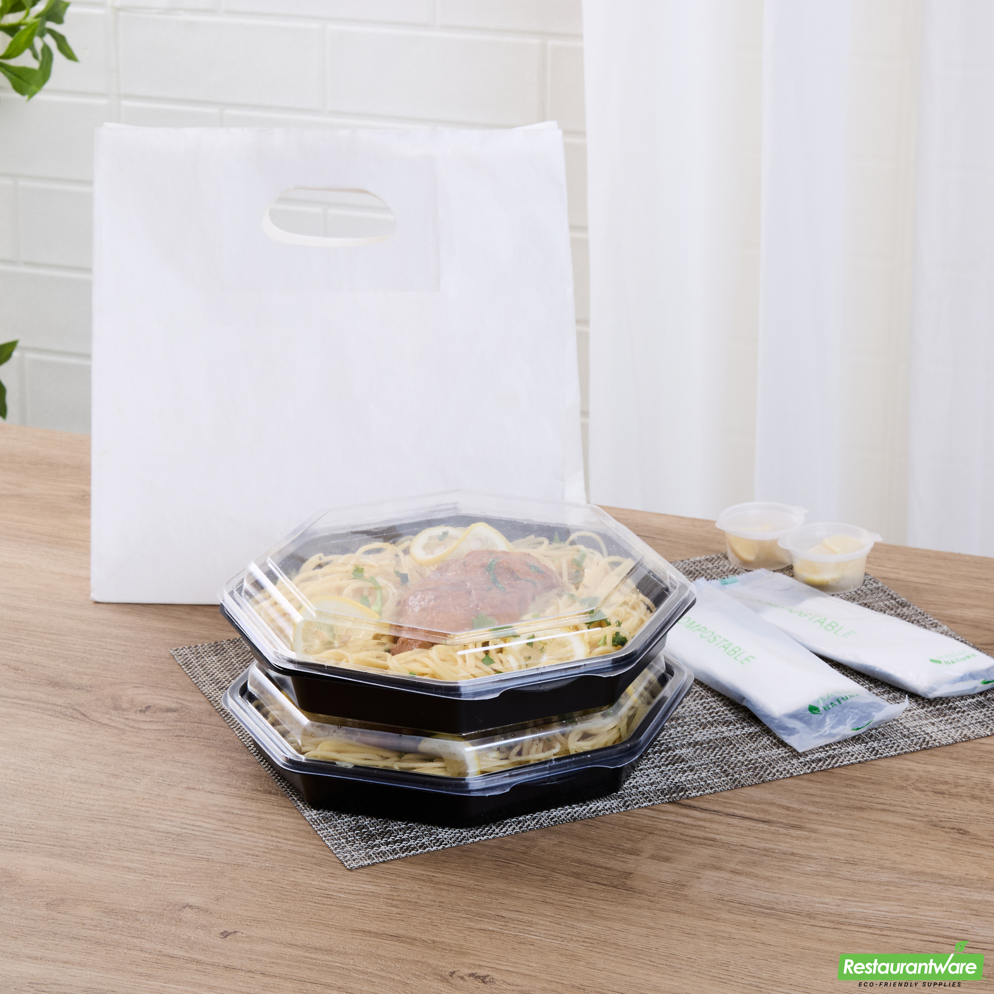 Wholesale Restaurantware Octagon Black Plastic Food Container - with Clear Lid - 9" X 9" X 2" - 100 Count Box- Bulk
