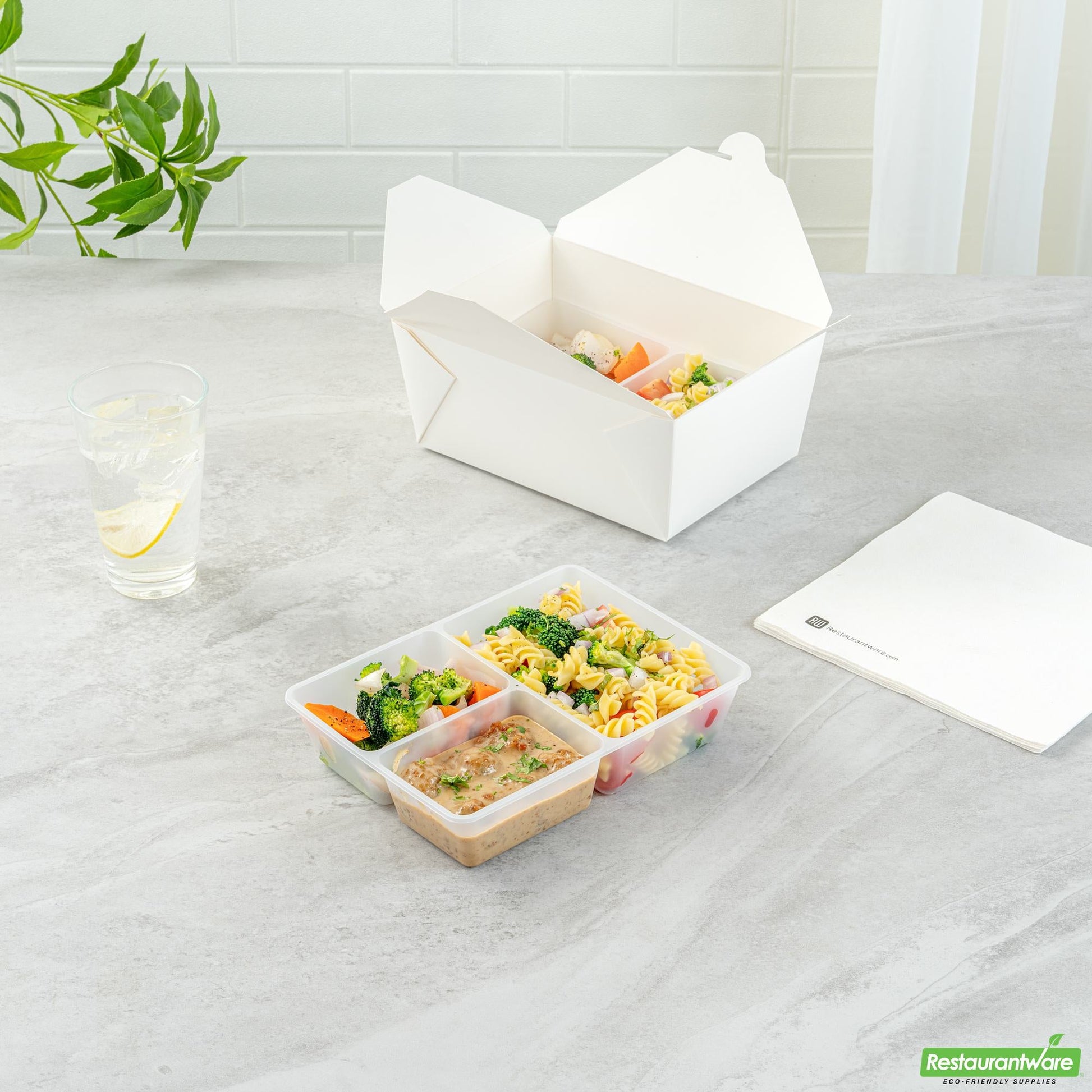 Wholesale Restaurantware 40 Oz White Plastic 3-Compartment Insert Tray - 8" X 6" X 1.8"- Bulk