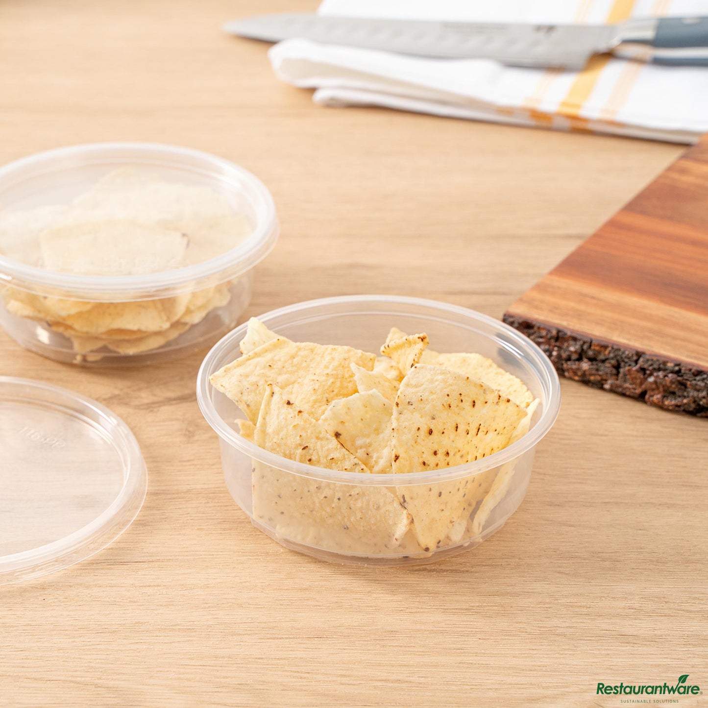Wholesale Restaurantware 8 Oz Clear Plastic to Go Deli Container - 4.5"×4.5"×1.9"- Bulk