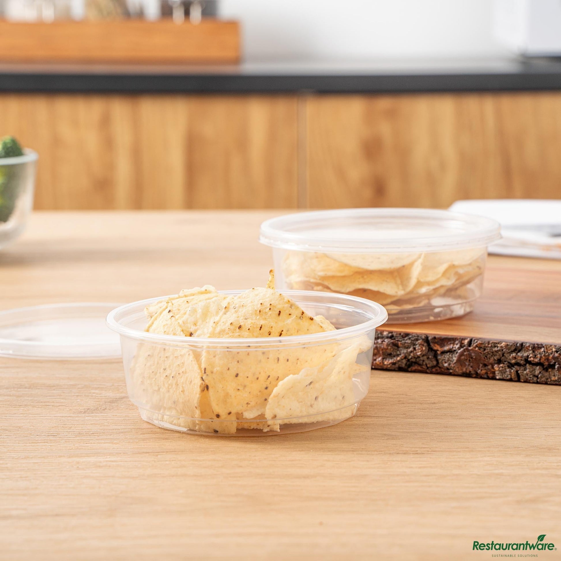 Wholesale Restaurantware 8 Oz Clear Plastic to Go Deli Container - 4.5"×4.5"×1.9"- Bulk