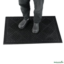 Wholesale Restaurantware Comfy Feet Black Heavy-Duty Outdoor Floor Mat - Diamond - 36" X 24"- Bulk