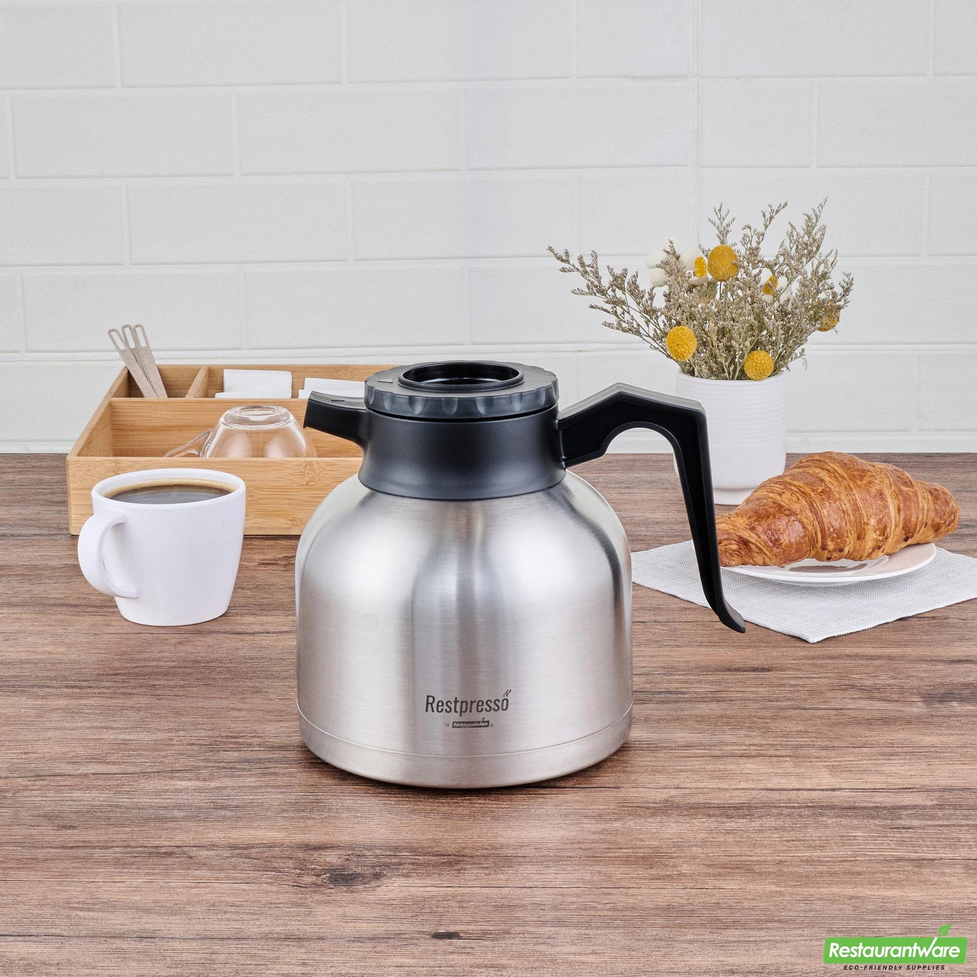 Wholesale Restaurantware Restpresso 68 Oz Insulated Coffee Carafe / Server - with Regular and Decaf Brew Thru Lids - 8 3/4" X 6 1/4" X 7" - 1 Count Box- Bulk