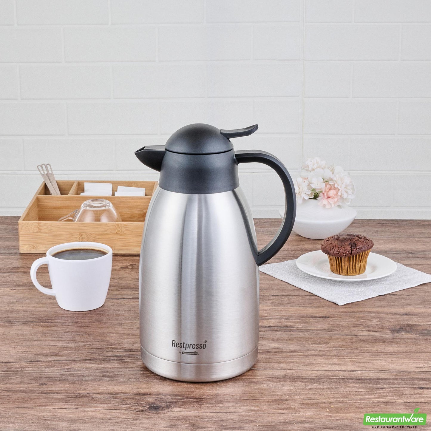 Wholesale Restaurantware Restpresso 68 Oz Vacuum Insulated Coffee Carafe / Server - 7 3/4" X 5 1/2" X 11" - 1 Count Box- Bulk