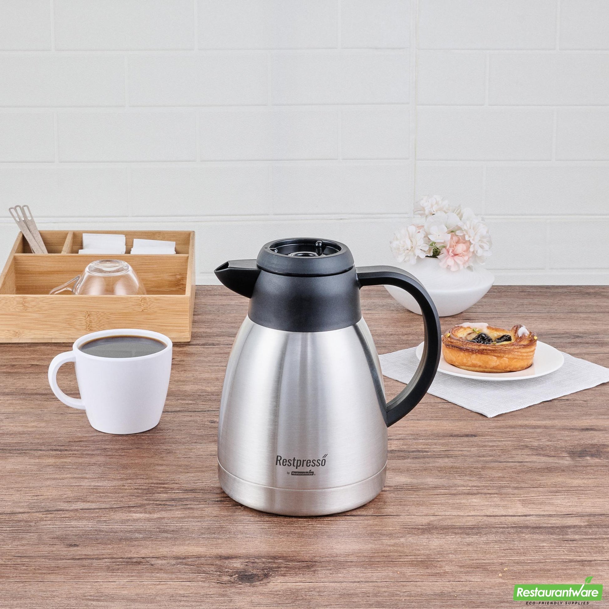 Wholesale Restaurantware Restpresso 34 Oz Insulated Coffee Carafe / Server - with Regular and Decaf Brew Thru Lids - 7 3/4" X 5 1/2" X 7" - 1 Count Box- Bulk