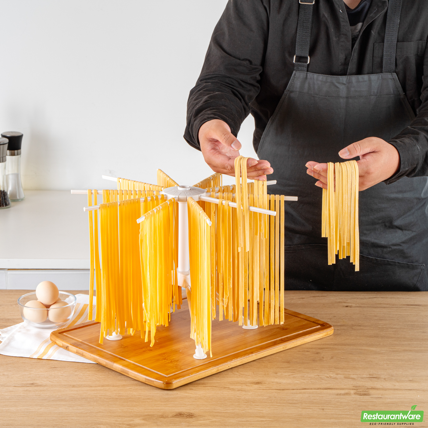 Wholesale Restaurantware 10 Lb White Plastic Pasta Drying Rack - 15.7" X 15.7" X 11"- Bulk