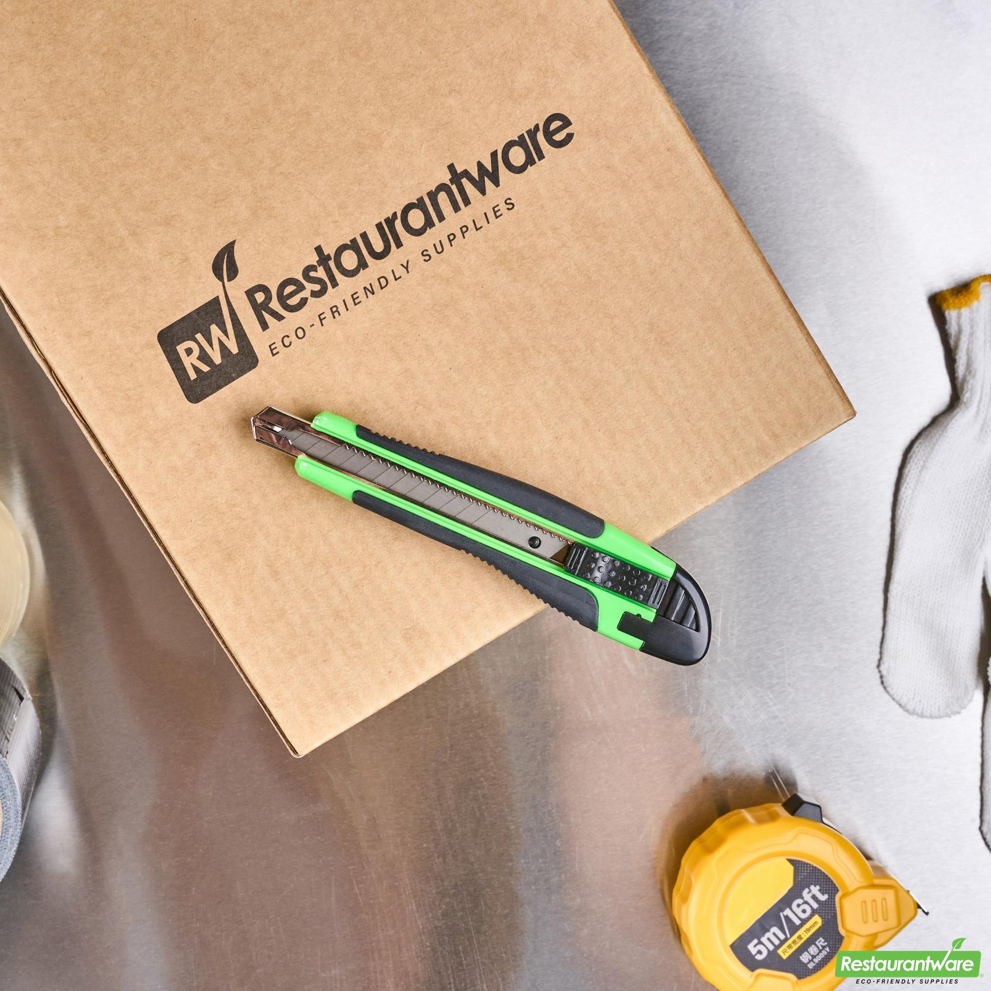 Wholesale Restaurantware Handy Tek Green Snap Off Blade Knife - Anti-Slip Handle - 5 1/4" - 1 Count Box- Bulk