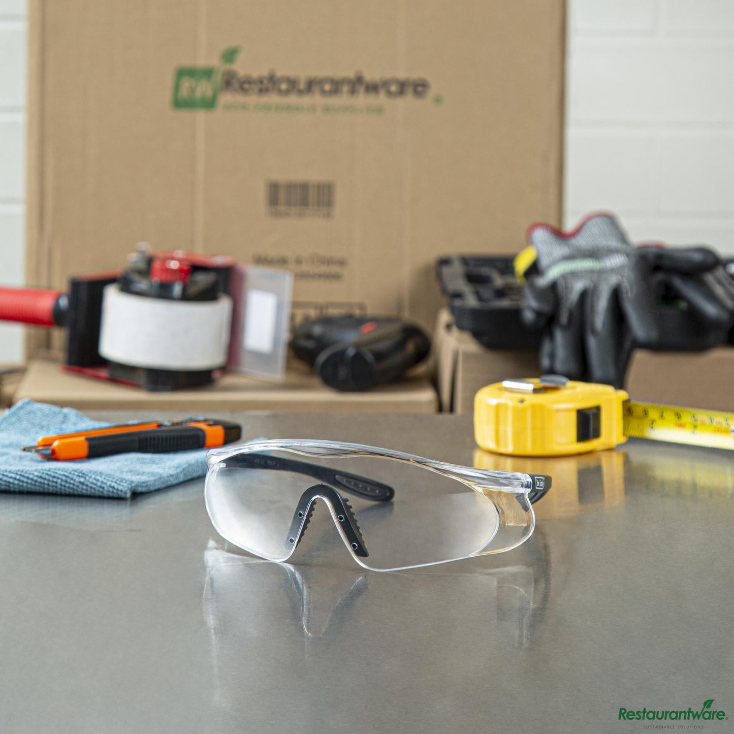 Wholesale Restaurantware Safety Glasses - Anti-Fog, Black with Clear Lens - 6.1" X 6.3" X 2"- Bulk