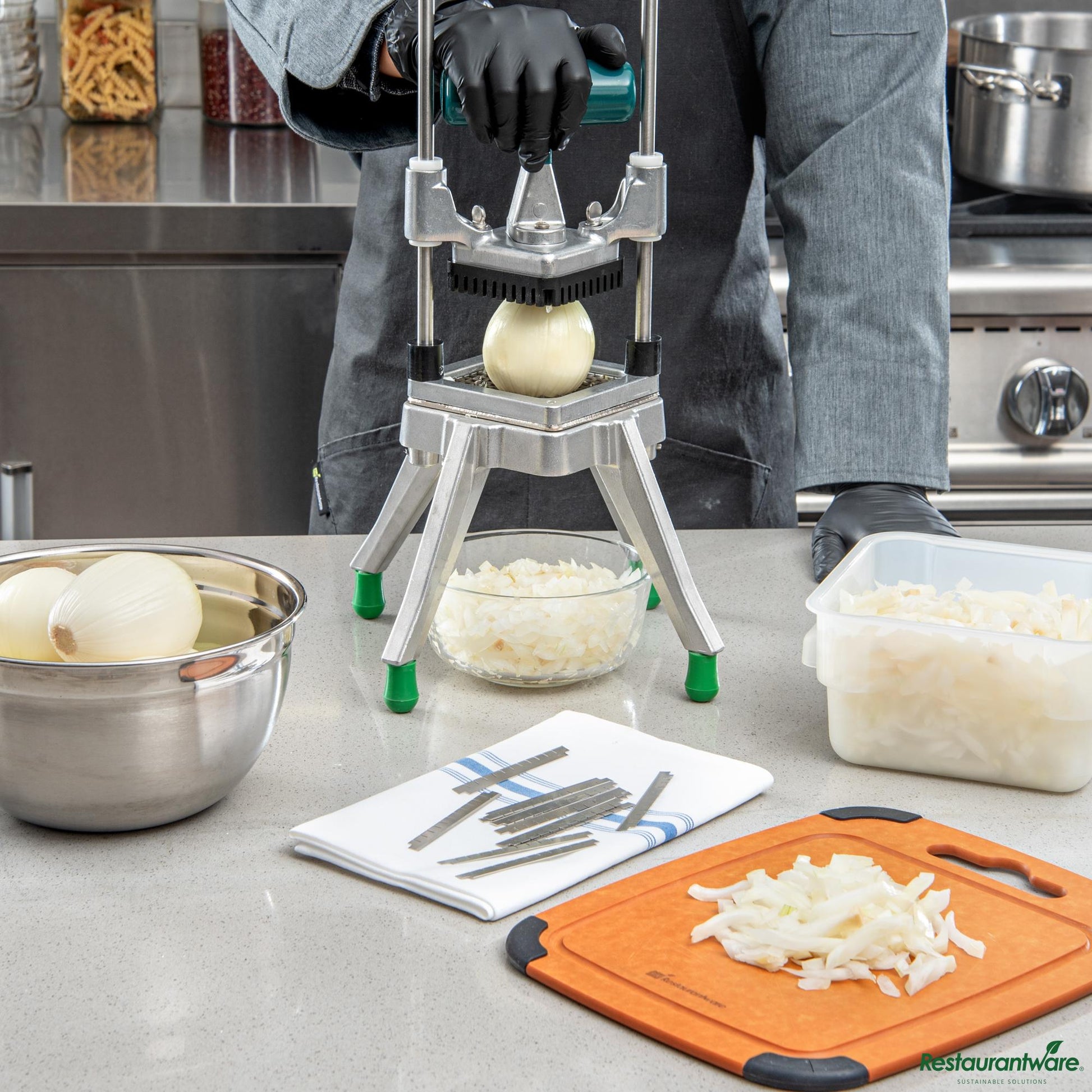 Wholesale Restaurantware 22-Piece Stainless Steel Vegetable Dicer 1/4" Blade Set - 3.5" X 0.5" X 0.5"- Bulk