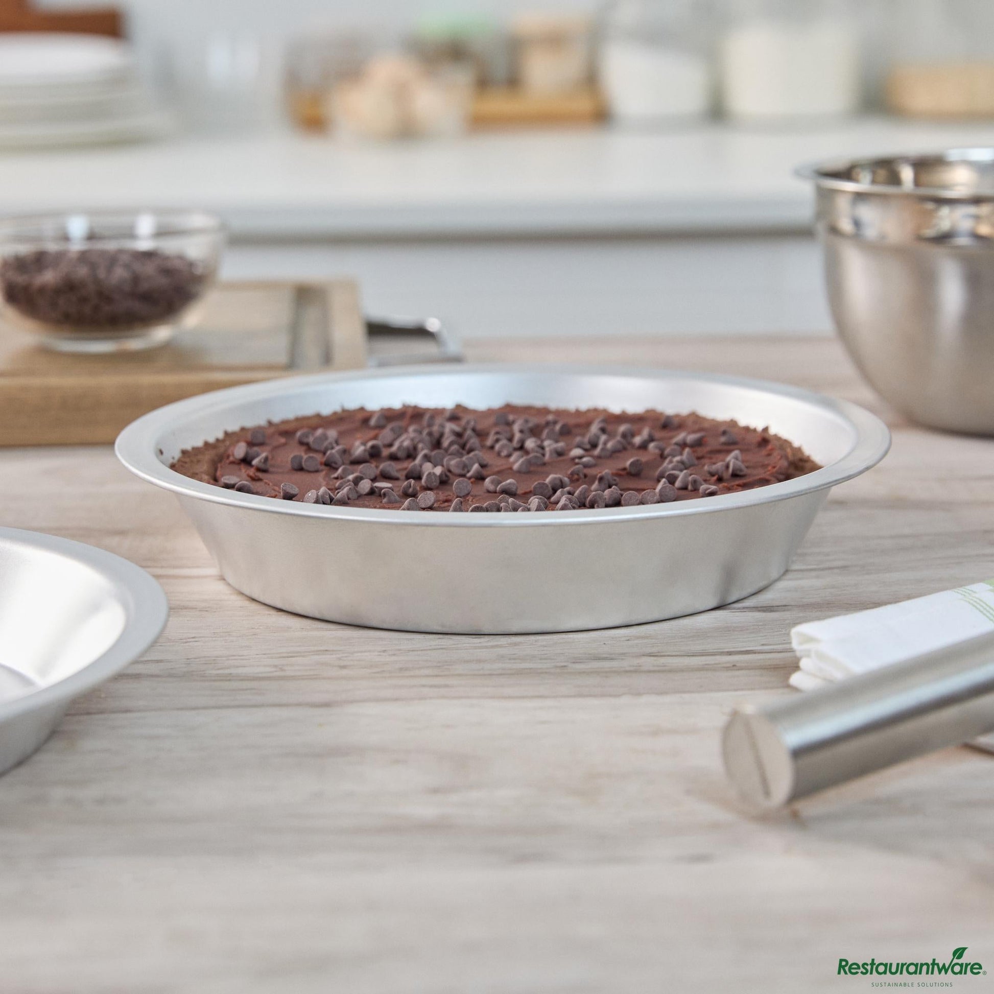 Wholesale Restaurantware 18 Gauge Aluminum Deep Dish Pie Pan - 9.9"×9.9"×1.8"- Bulk