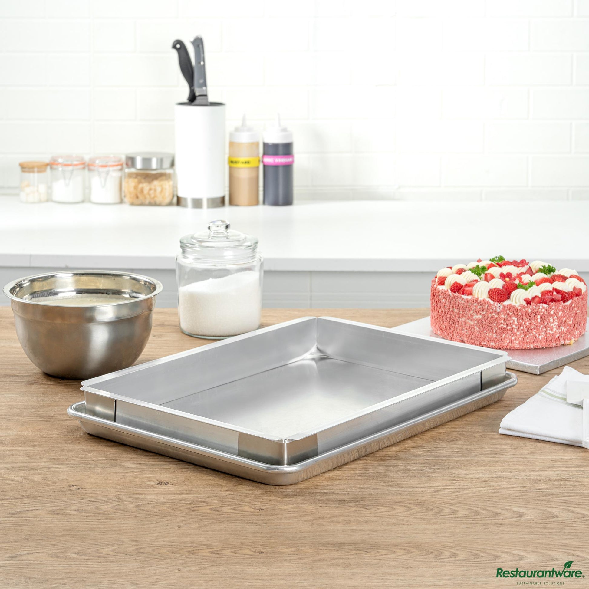 Wholesale Restaurantware Aluminum Half Size Sheet Pan Extender - 17.3"×12.4"×2"- Bulk