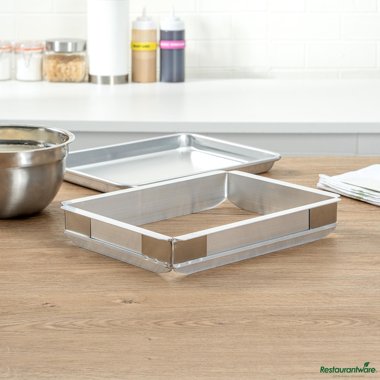 Wholesale Restaurantware Aluminum Quarter Size Sheet Pan Extender - 12.6"×9.2"×2"- Bulk