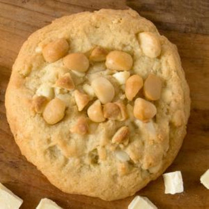 Wholesale David's Cookies Decadent White Chocolate Macadamia Cookie 4.5oz- Bulk