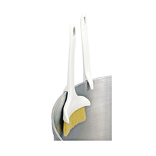 Wholesale Winco Each 2 Inch Boar Bristle Pastry Brush- Bulk