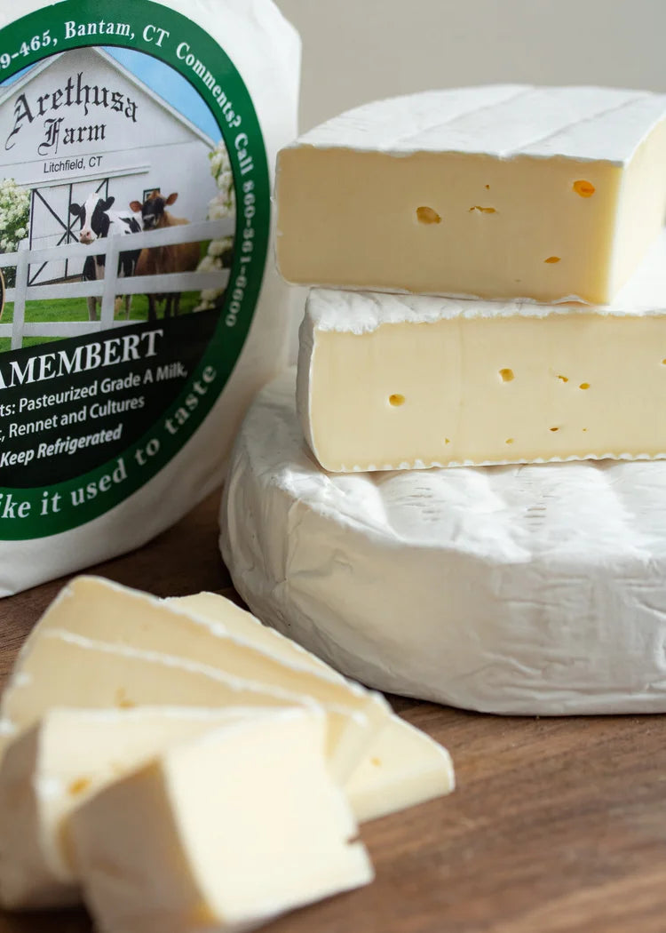 Wholesale Arethusa Camembert 8Oz- Bulk