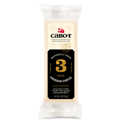 Wholesale Cabot 3 Year White Cheddar Deli Bar- Bulk