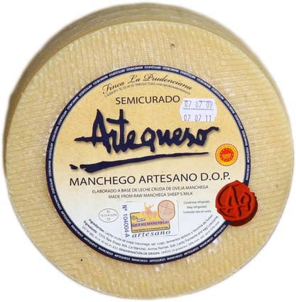 Wholesale Manchego Artequeso Semicurado- Bulk