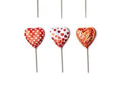 Wholesale Madelaine Chocolate ½ Oz. Heart Pops (6 Displayers)- Bulk