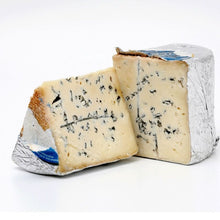 Wholesale Cora Blue Di Capra Foje Di Noce 2 LB Cheese- Bulk