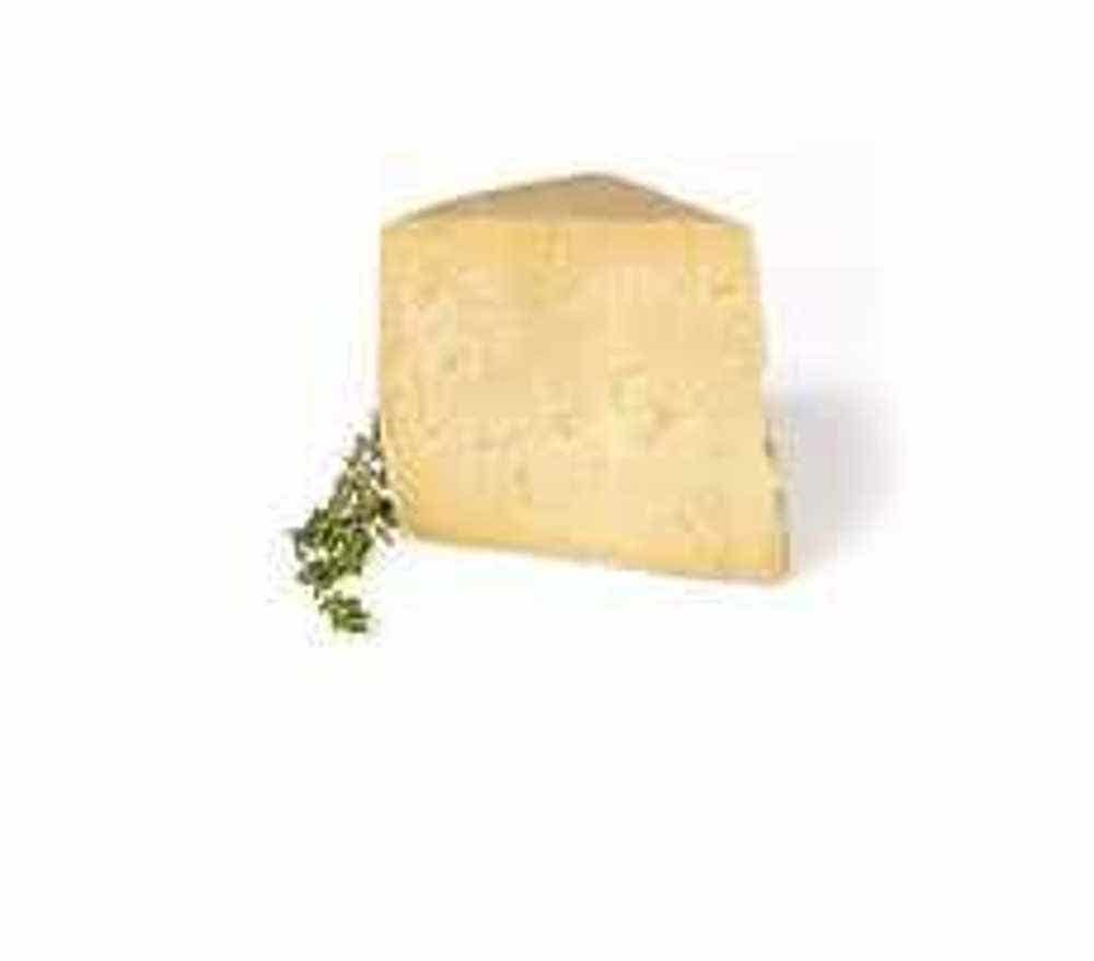 Wholesale Daniel's Artisan Reserve Cheese Quarter Wheel 4 Lb- Bulk