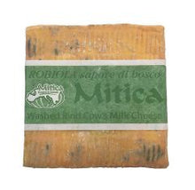 Wholesale Robiola di Bosco (Cow's Milk)(Lombardia)- Bulk