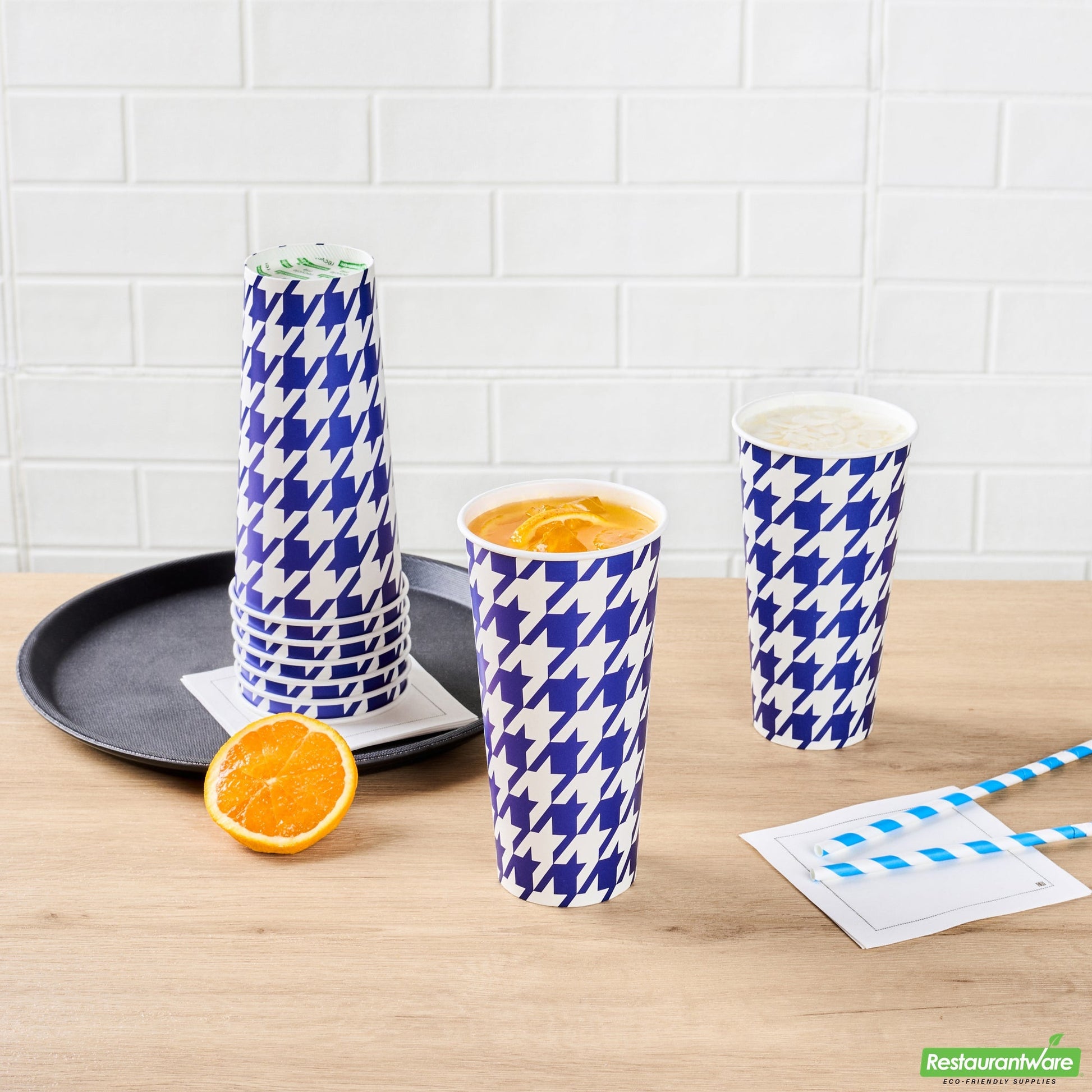 Wholesale Restaurantware RW Base 22 Oz Round White Paper Cold Cup - 3 1/2 X 3 1/2 X 6 3/4 - 25 Count Box- Bulk