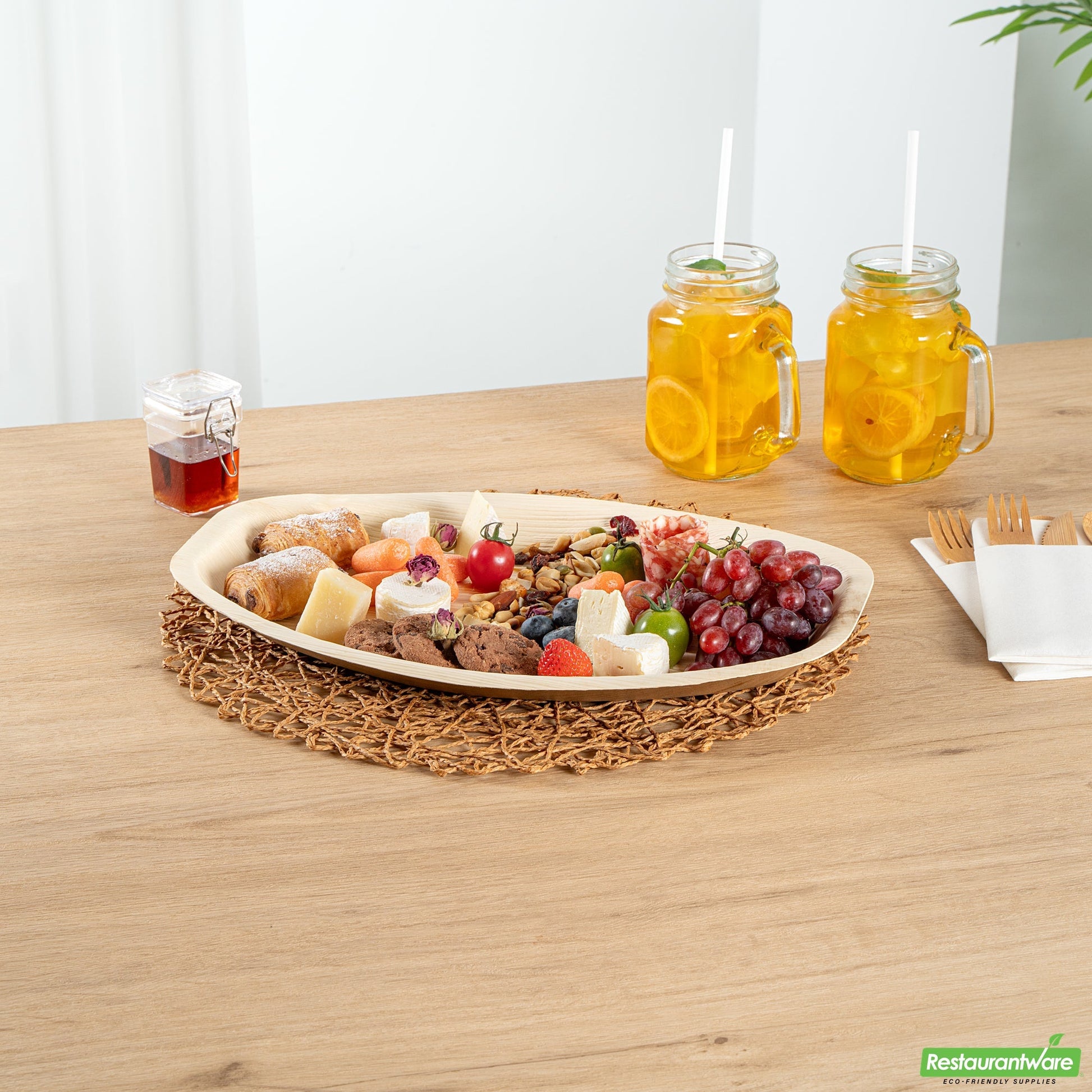 Wholesale Restaurantware Indo Oval Natural Palm Leaf Tray - 15 X 10 X 1 - 100 Count Box- Bulk