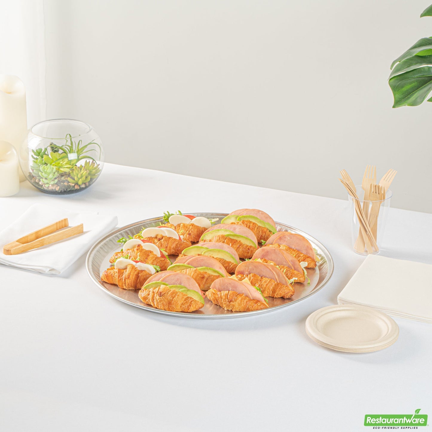 Wholesale Restaurantware Foil Lux Round Aluminum Catering Tray - 18 - 10 Count Box- Bulk