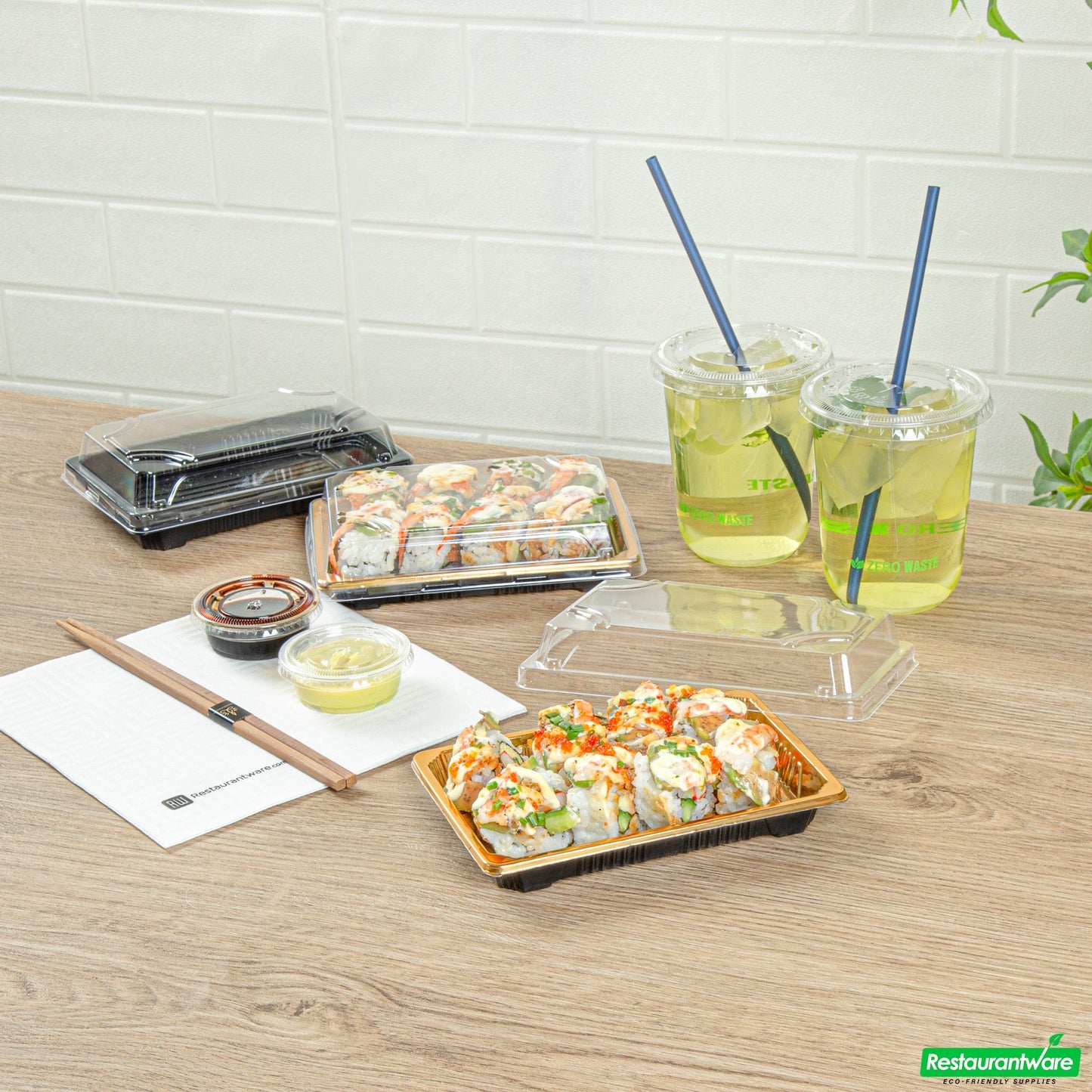 Wholesale Restaurantware Roku Rectangle Gold Plastic Take Out Sushi Tray - with Clear Lid - 6 1/2" X 4 1/4" X 1 1/2" - 100 Count Box- Bulk