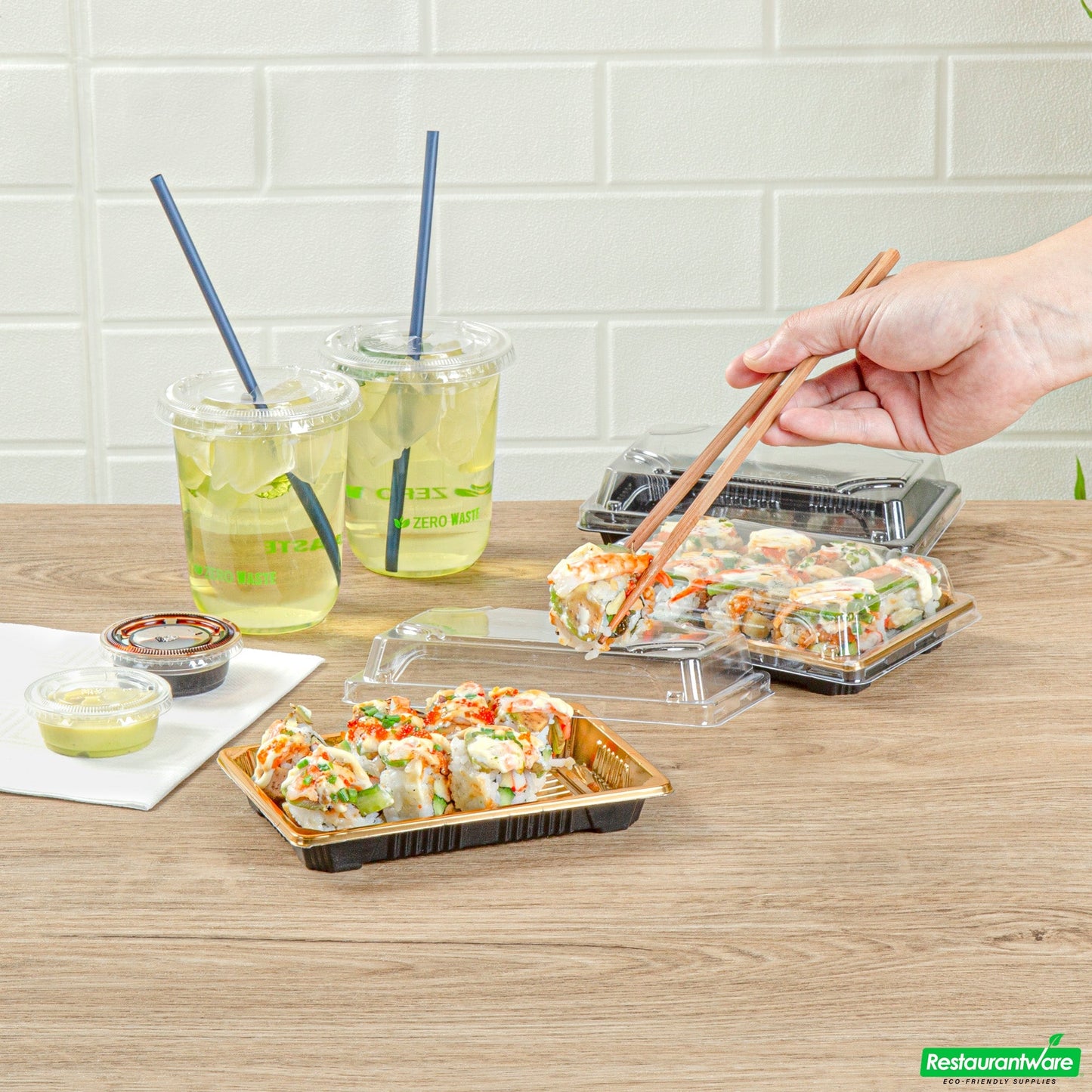 Wholesale Restaurantware Roku Rectangle Gold Plastic Take Out Sushi Tray - with Clear Lid - 6 1/2" X 4 1/4" X 1 1/2" - 100 Count Box- Bulk