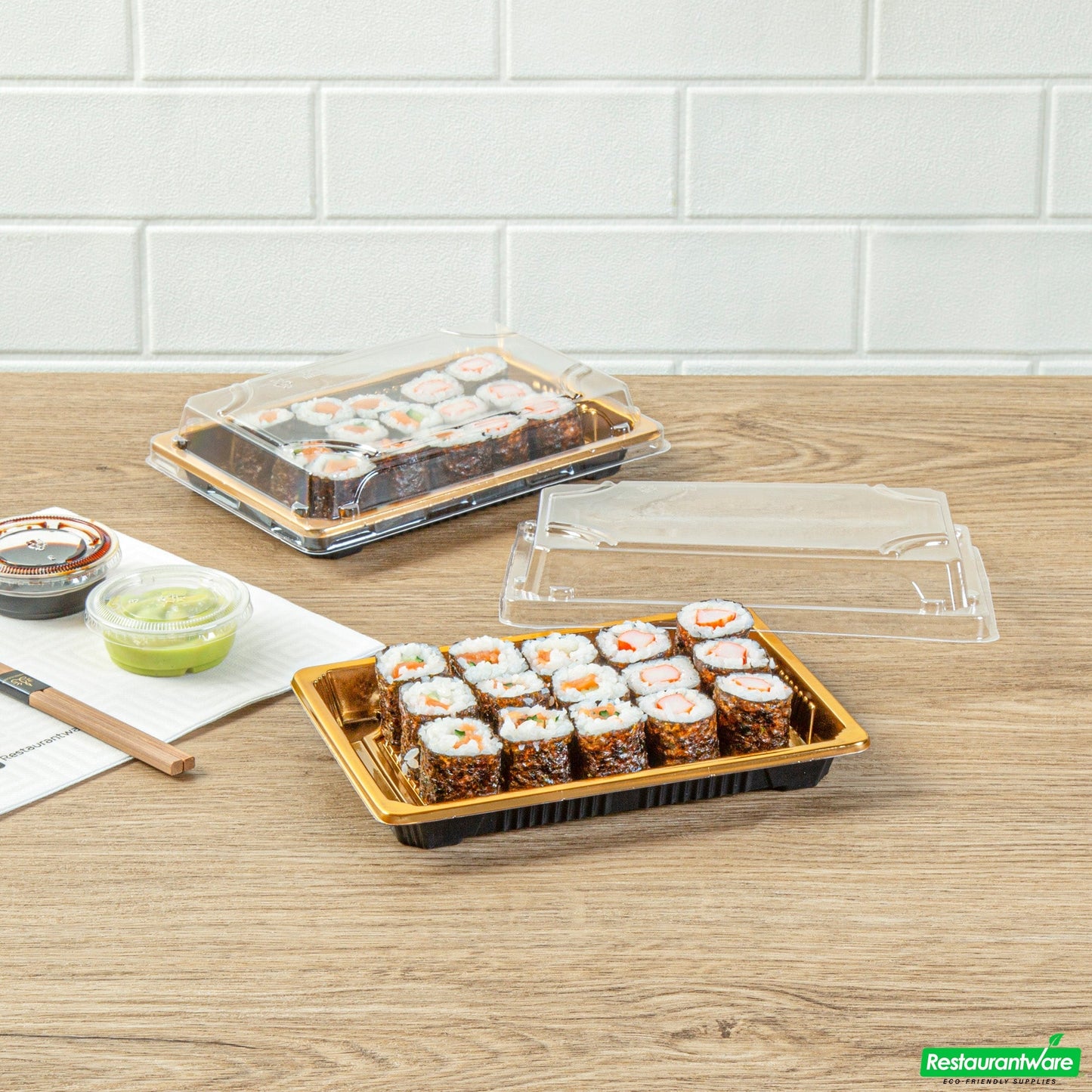 Wholesale Restaurantware Roku Rectangle Gold Plastic Take Out Sushi Tray - with Clear Lid - 7" X 5" X 1 1/2" - 100 Count Box- Bulk