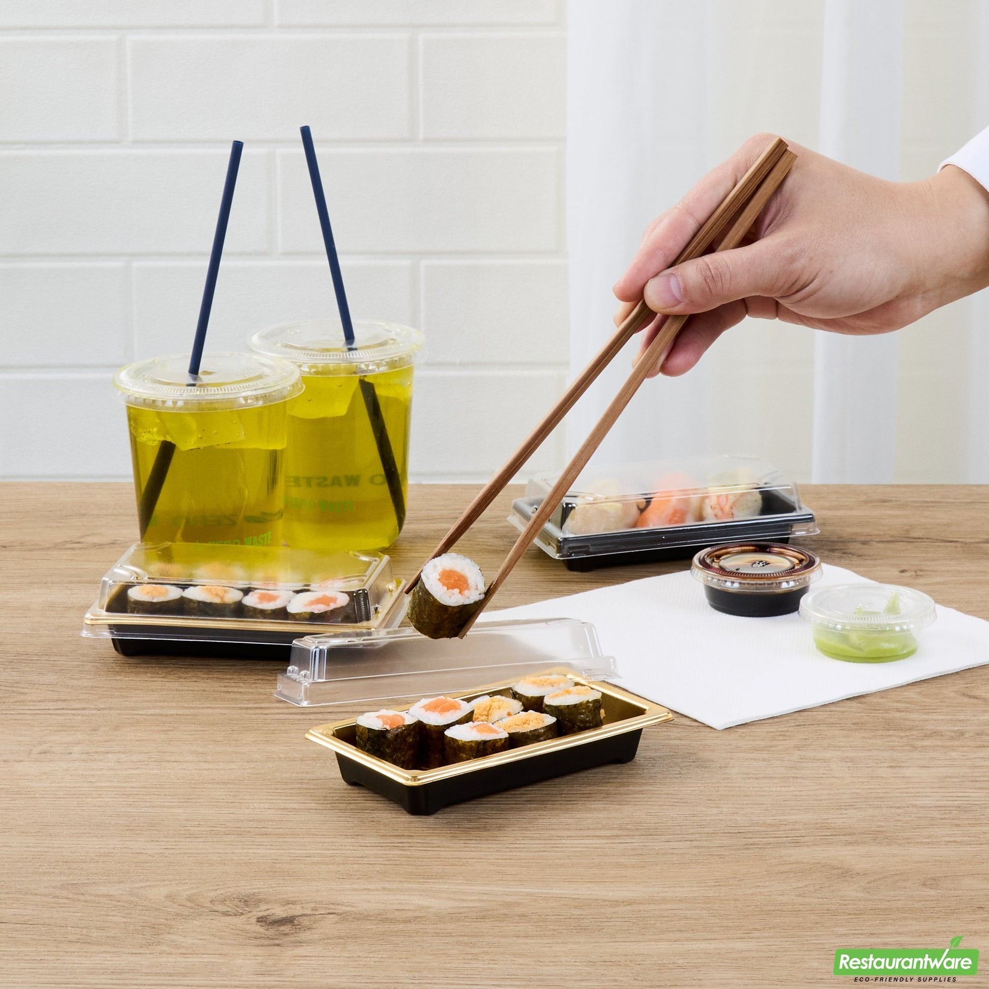 Wholesale Restaurantware Roku Rectangle Gold Plastic Take Out Sushi Tray - with Clear Lid - 5 1/4" X 3 1/4" X 1 1/2" - 100 Count Box- Bulk