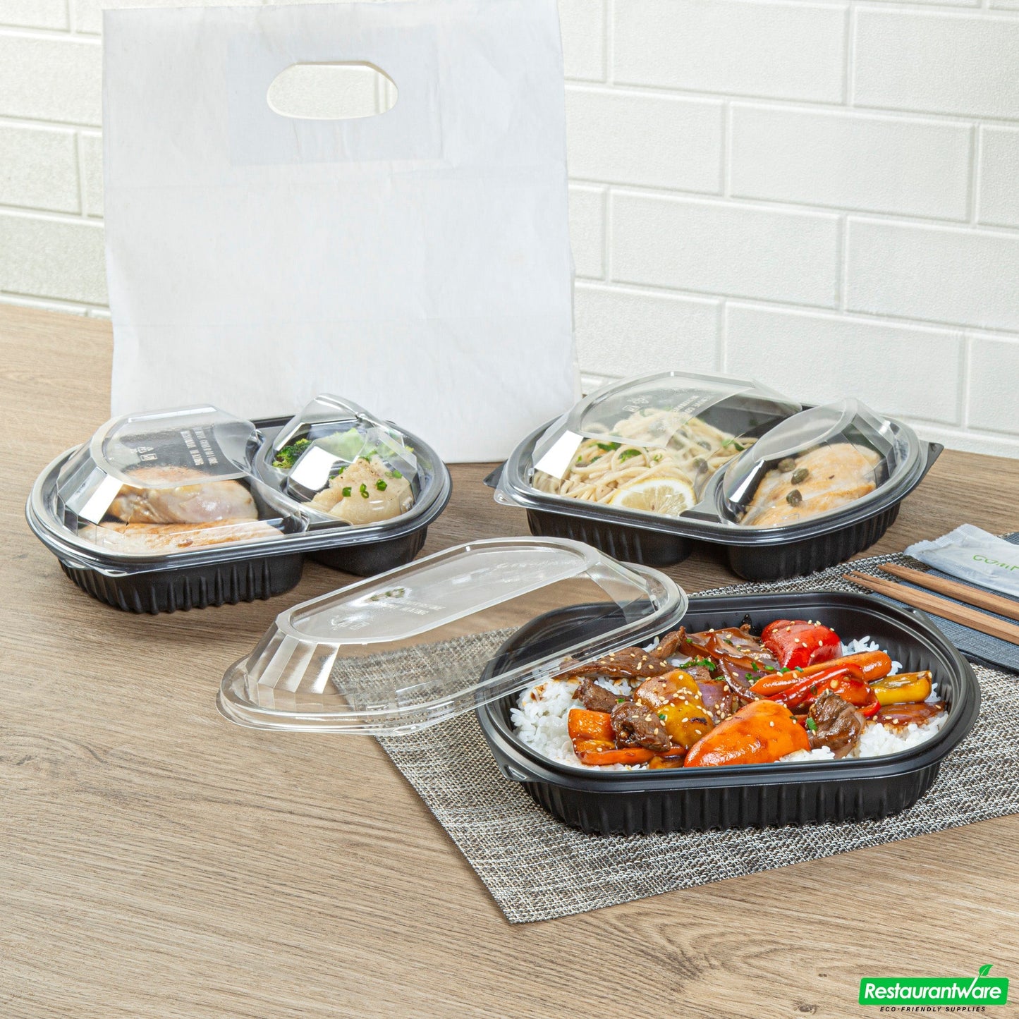 Wholesale Restaurantware 36 Oz Rectangle Black Plastic Food Container - with Clear Lid, Microwavable - 9 1/4" X 7 3/4" X 2 3/4" - 50 Count Box- Bulk