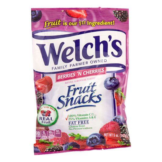Wholesale Welch's Berries And Cherries Fruit Snacks 5 Oz Peg Bag- Bulk